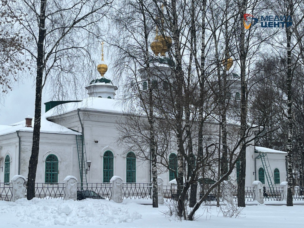 Крещение храм церковь зима.jpg