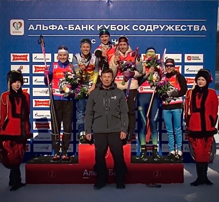 Шевченкои на подиуме 3.jpg