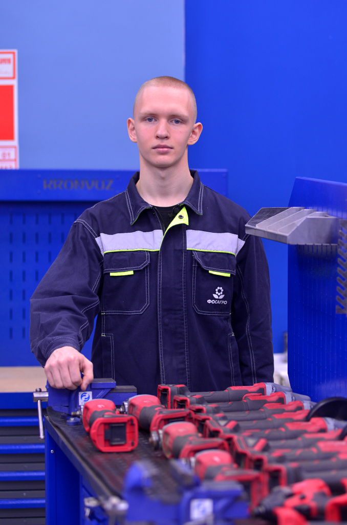 Артем Иванов.jpg Артем Иванов.jpg