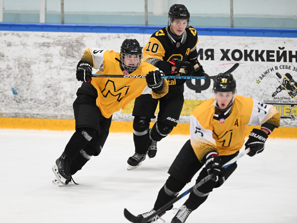 алмаз хоккей04.jpg