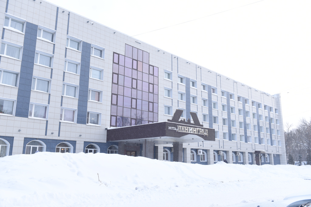 4 гостиница Ленинград.JPG