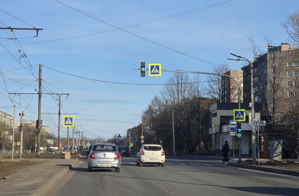 проспект Победы_новый светофор ближе к Юбилейной.jpg проспект Победы_новый светофор ближе к Юбилейной.jpg