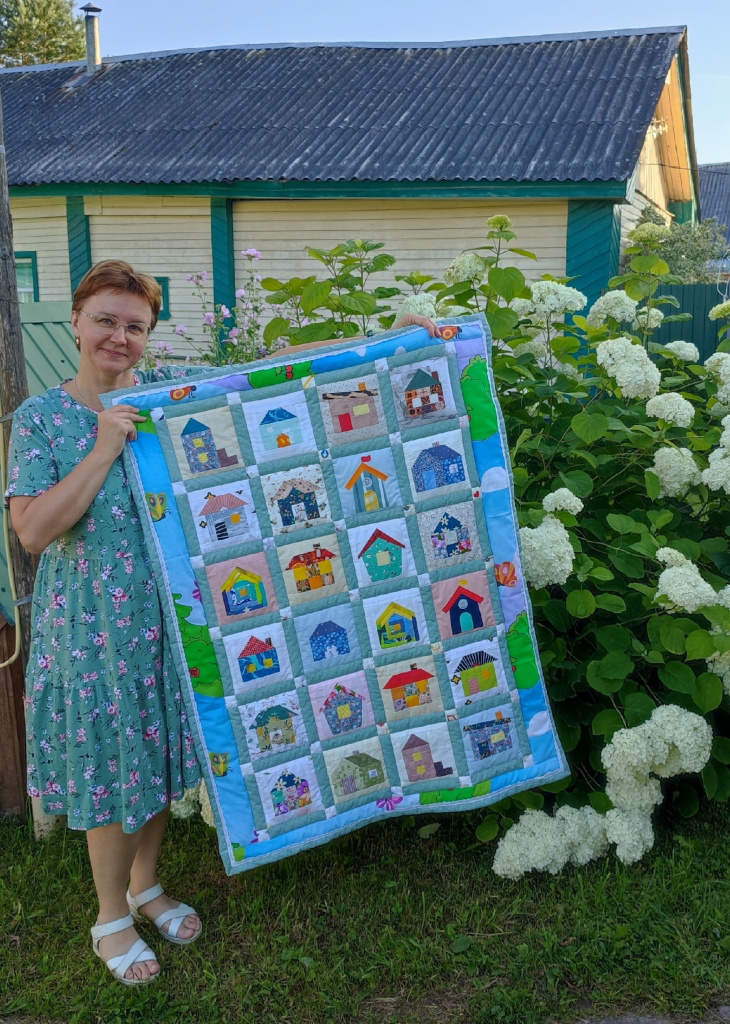 1 Душа в каждом домике шила больше года.jpg