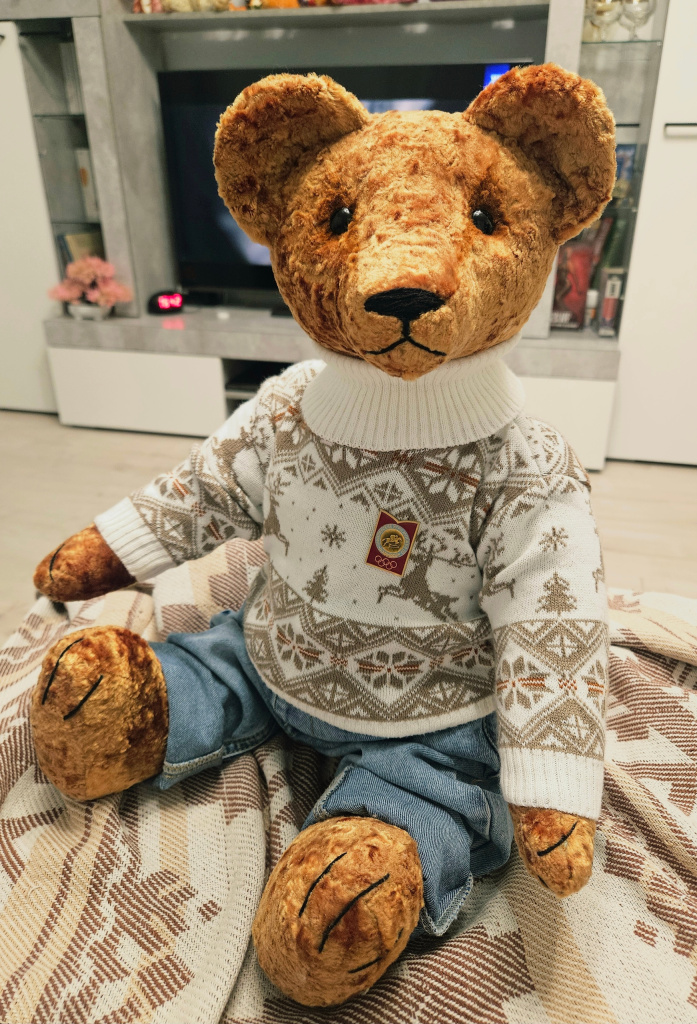 2 Мишка из винтажного плюша, сшит по технологии тедди.jpg 2 Мишка из винтажного плюша, сшит по технологии тедди.jpg